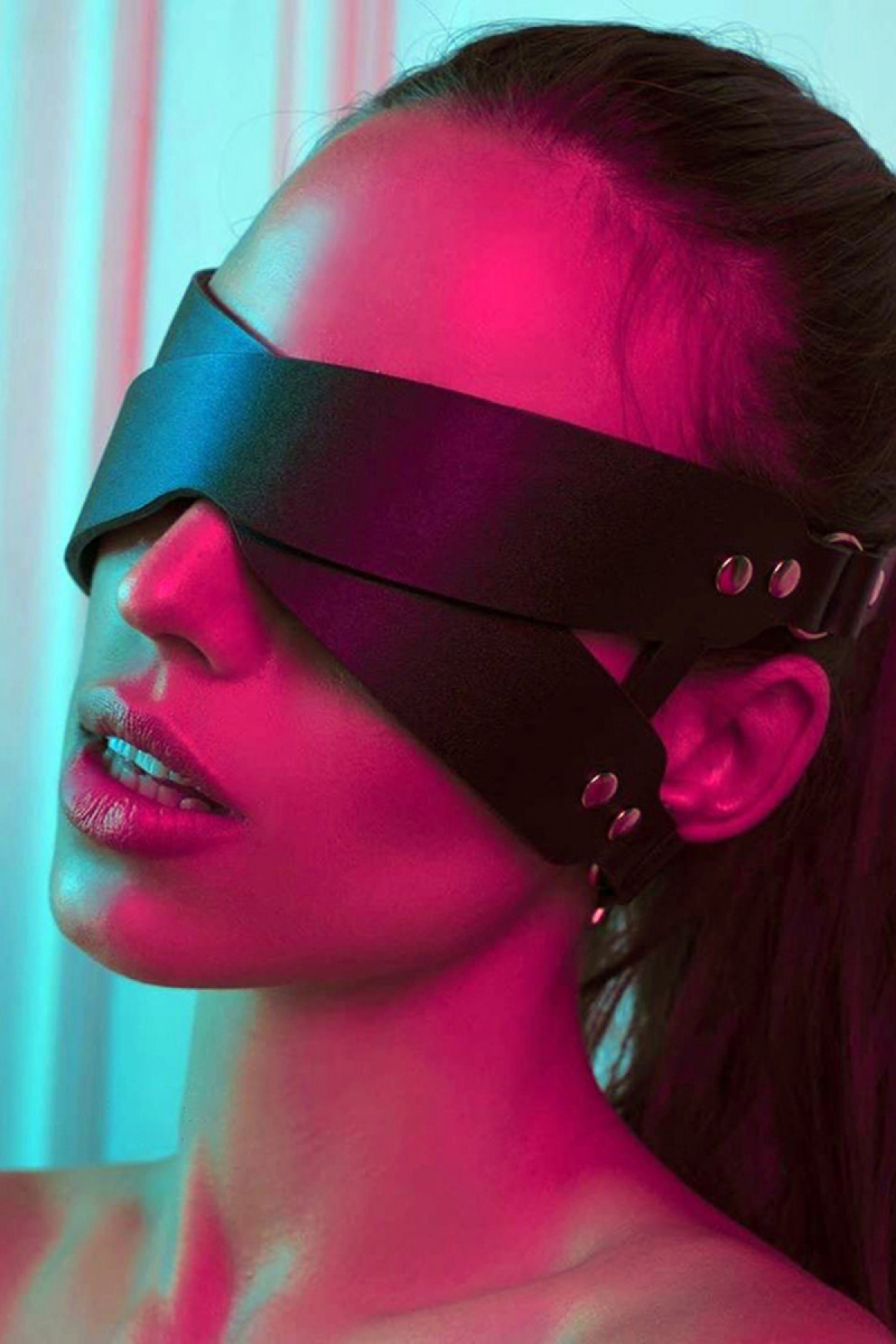 Siyah Fantezi Seksi El Yapımı Suni Deri Göz Bandı Maske APFT476