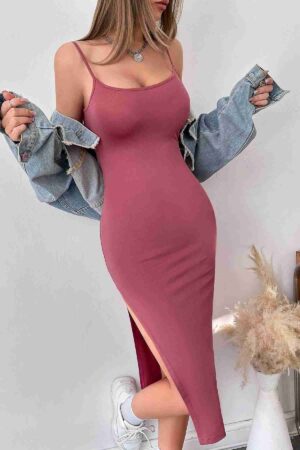 Pembe Fantezi Seksi Slim Kesim Uzun Derin Yırtmaçlı Askılı Elbise MS2952